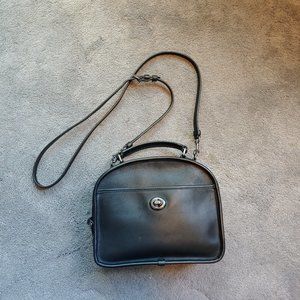 COACH Retro Glove Tanned Lunch Pail in Smooth Calf